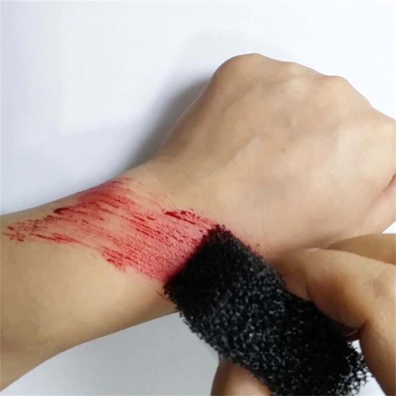 Product Introduction of 10Pcs Hot Sale Vampire Party Props Funny Prank Toy Trick Toys Fake Blood Pills Hematemesis Capsules 18