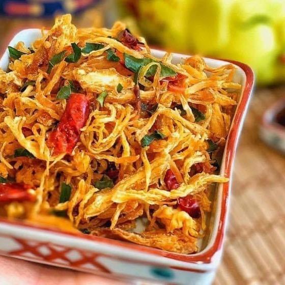  400Gr khô gà lá chanh loại có giấy chứng nhận VSATTP| KingFood - Thế Giới Đồ Ăn Vặt - Đồ Ăn Vặt Hà Nội Snack Chua 