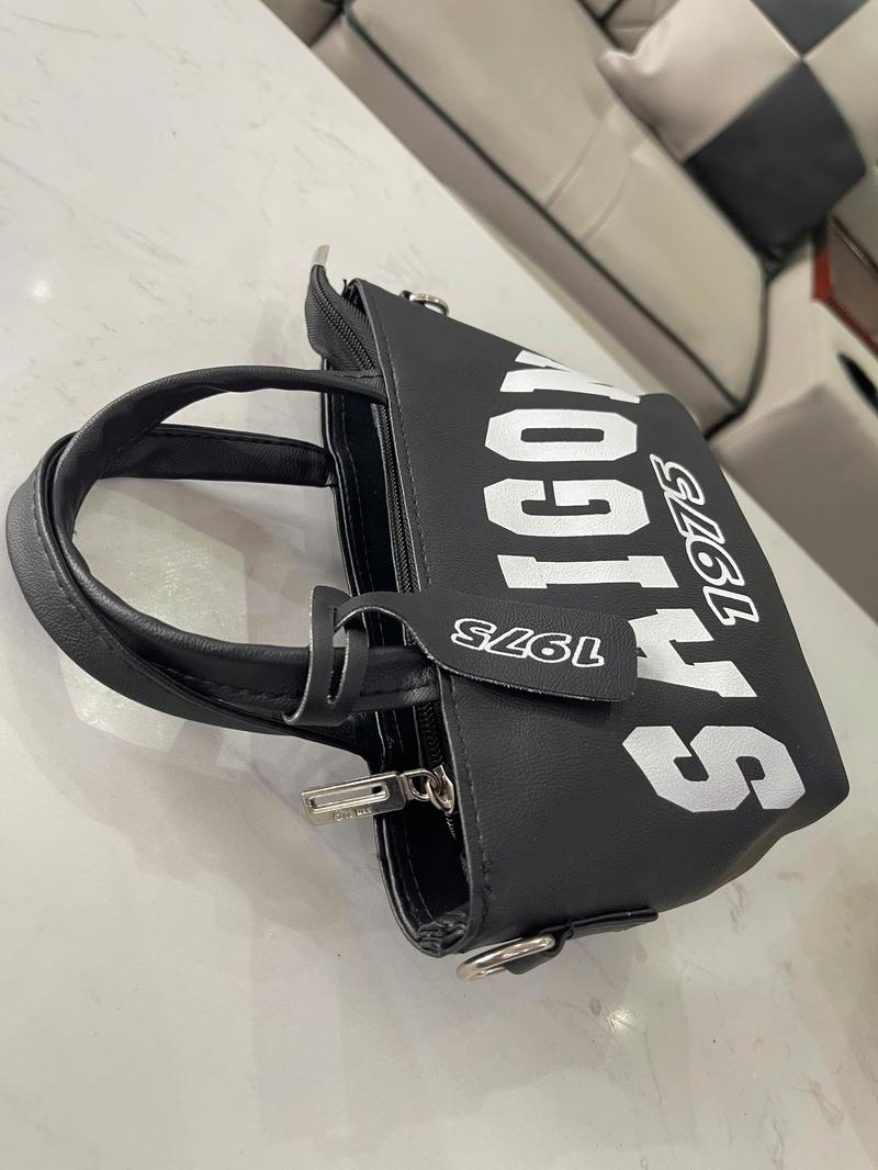 Product Introduction of Túi quai xách thanh lịch nhỏ sài gòn 1975 nam nữ tiện lợi [RẺ VÔ ĐỊCH] Bag 13