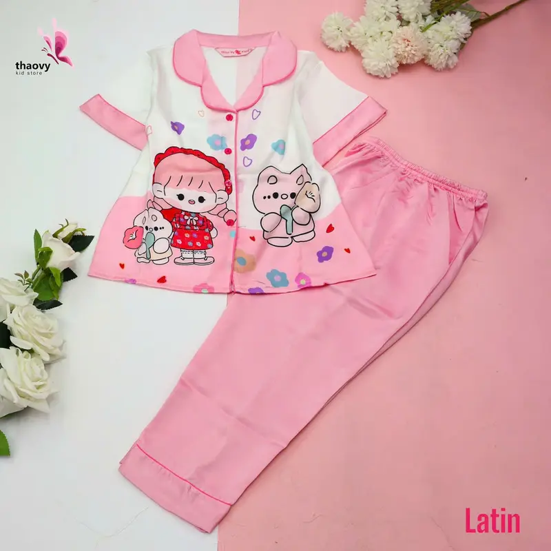 [10-57Kg] Bộ Pijama Bé Gái Tóc Hồng" tay ngắn quần dài Vải Lụa Cao Cấp - ThaoVySleepwear - Xanh Rêu Đỏ Hồng Tím - Quần Áo Ngủ Pijama Nữ - Bé Gái - Bộ Ngủ Lụa Đồ Bộ Mặc Nhà Homewear Sleepwear Không Nhăn Co Giãn Không Xù Giặt Không Rút 3