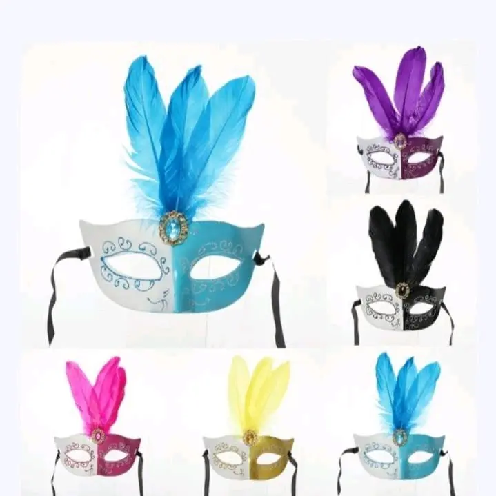Topeng Masquerade dengan Bulu Setengah Wajah untuk Pria / Wanita