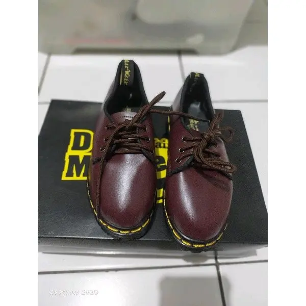docmart 3 hole kids warna maroon size 21-35