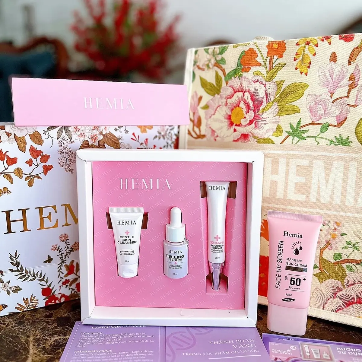 Bộ PEEL DA HEMIA (Hộp gồm 3 sản phẩm) Tất cả các loại da Cấp nước