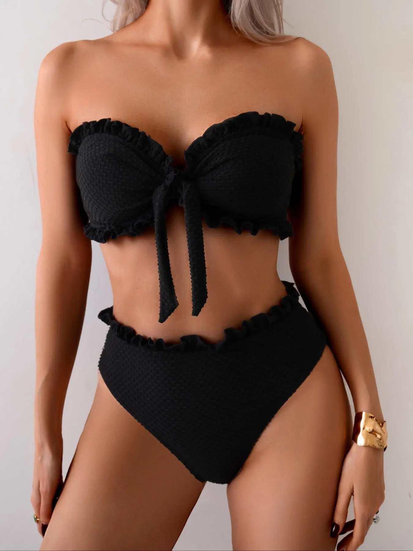 Two-Piece Set Women's Solid Frill Trim Bikini Set, Casual Strapless Swim Top & Swim Bottom Two-piece Swimsuit for Beach Holiday Vacation, Ladies Swimwear for All Seasons
