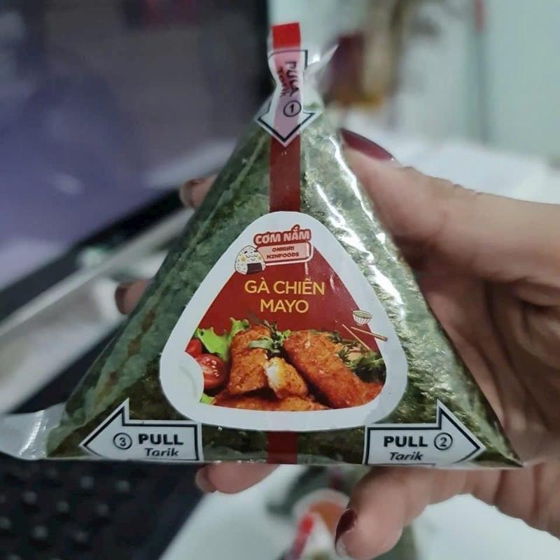 Sỉ sỉ 3 xấp Rong biển cuốn cơm tam giác (300 lá) Hạng B 5