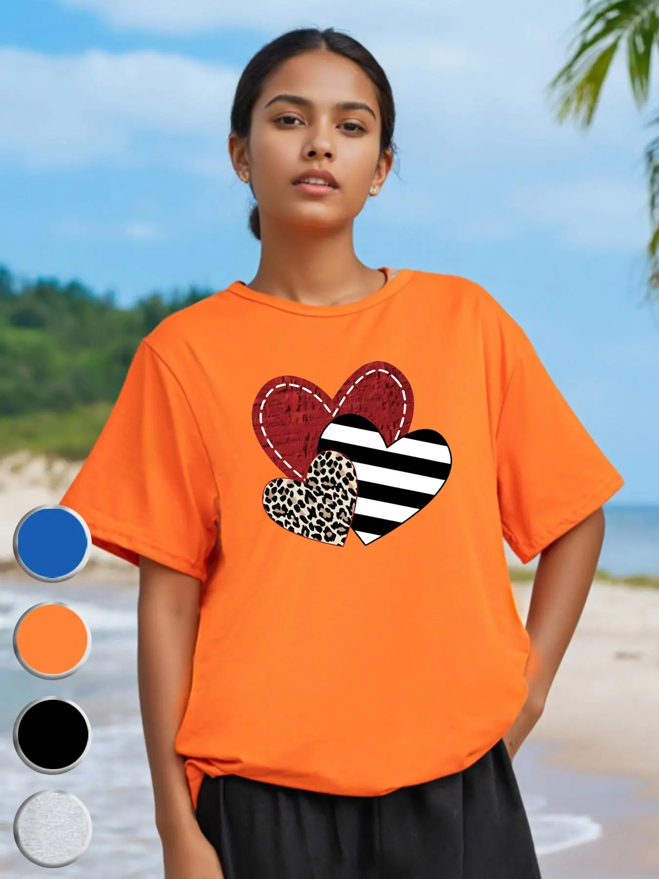 【Plus Size】 Leopard Heart Print Round Neck Tee, Casual Short Sleeve T-shirt for Summer, Women's Plus Clothing for Daily Wear