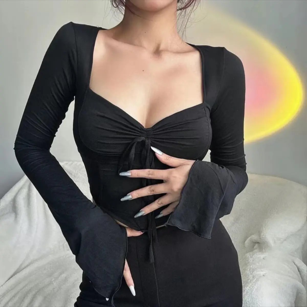 Áo Kiểu Tay dài phối dây rút, cổ vuông - tay loe dễ thương