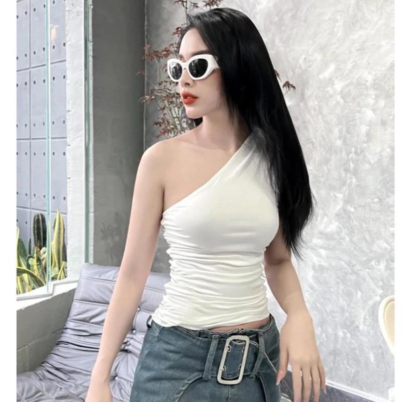 ￼Áo  chéo 1 bên vai ôm dáng nhúm sườn đính hoa vai và eo cực hot 1