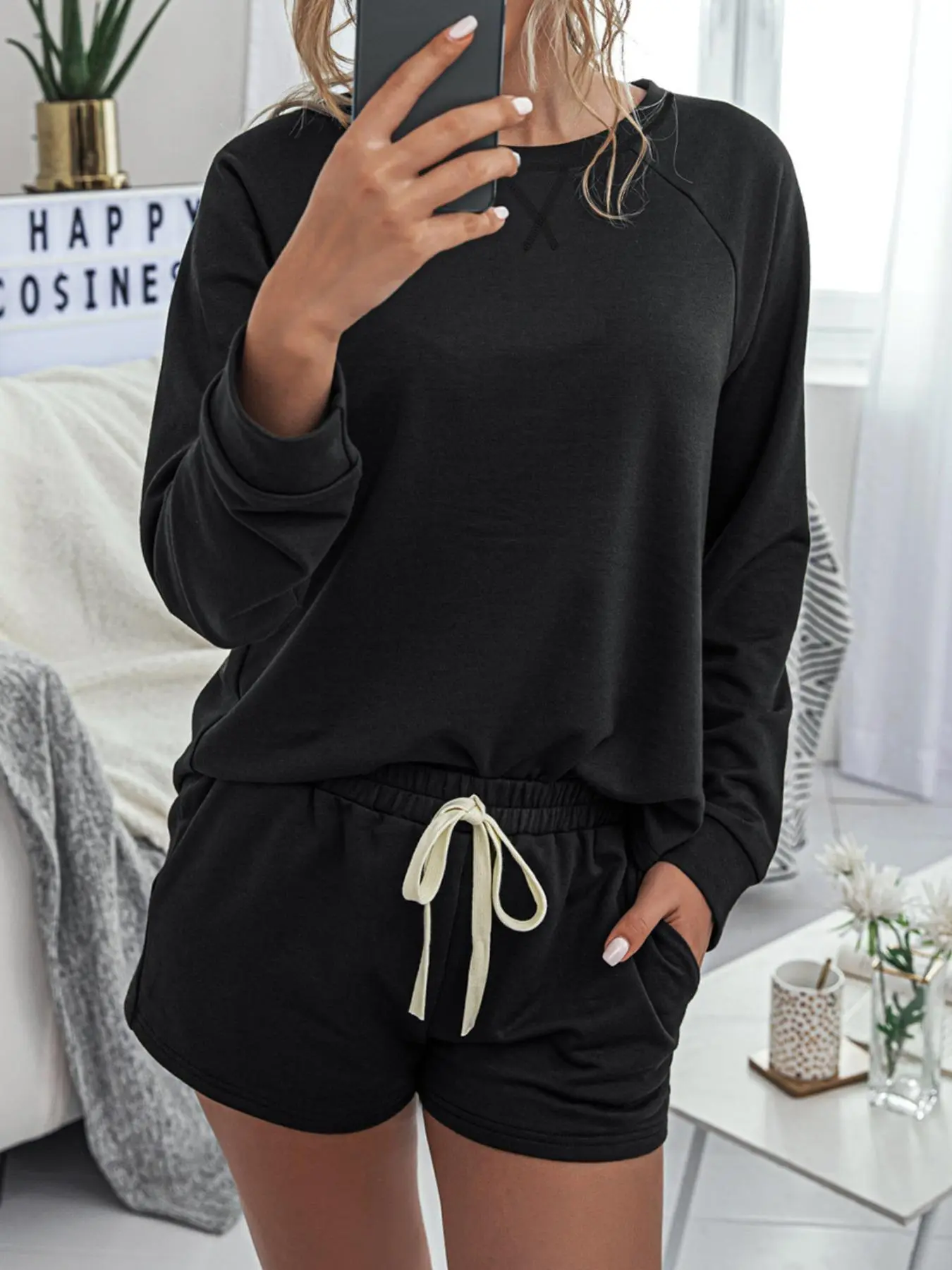 Two-Piece Set Women's Solid Raglan Sleeve Tee & Drawstring Pocket Shorts Set, Casual Long Sleeve T-shirt & Elastic Waist Track Shorts, Women's Co-ord Set