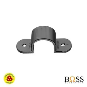 BOSS KLEM PIPA KABEL CONDUIT 20MM HITAM / CLAMP PIPA LISTRIK 20 MM