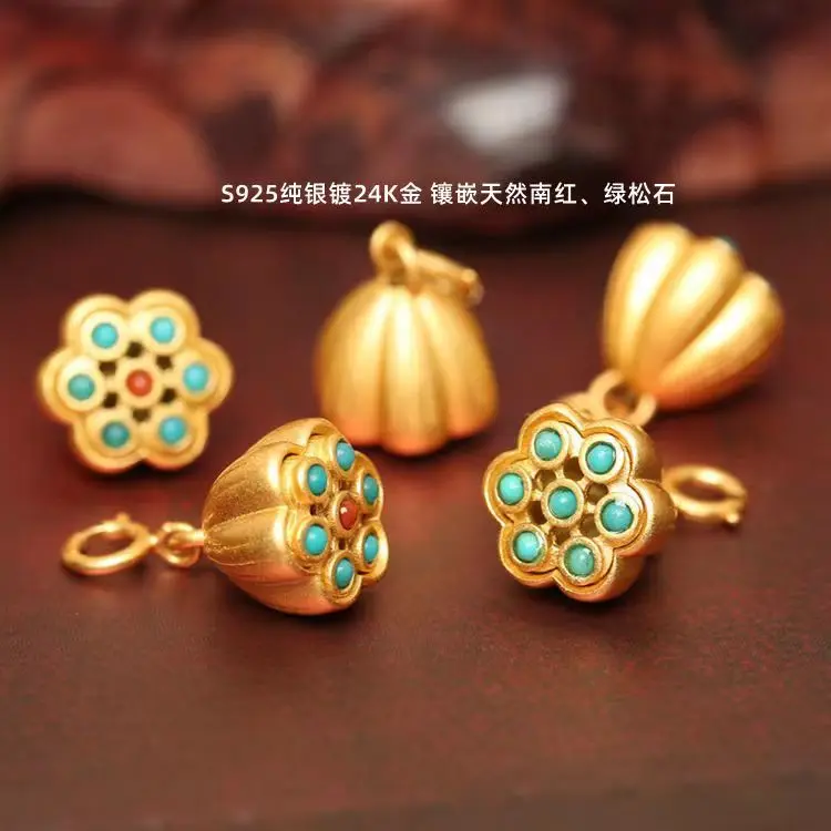 Traditional Gold Lotus Pendant Necklace