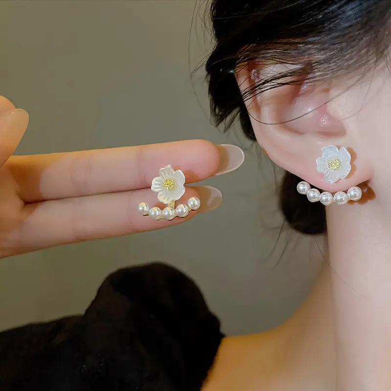 Liui   Anting Bunga Mutiara Desain Elegan Anting Sense Canggih Anting Gaya Segar