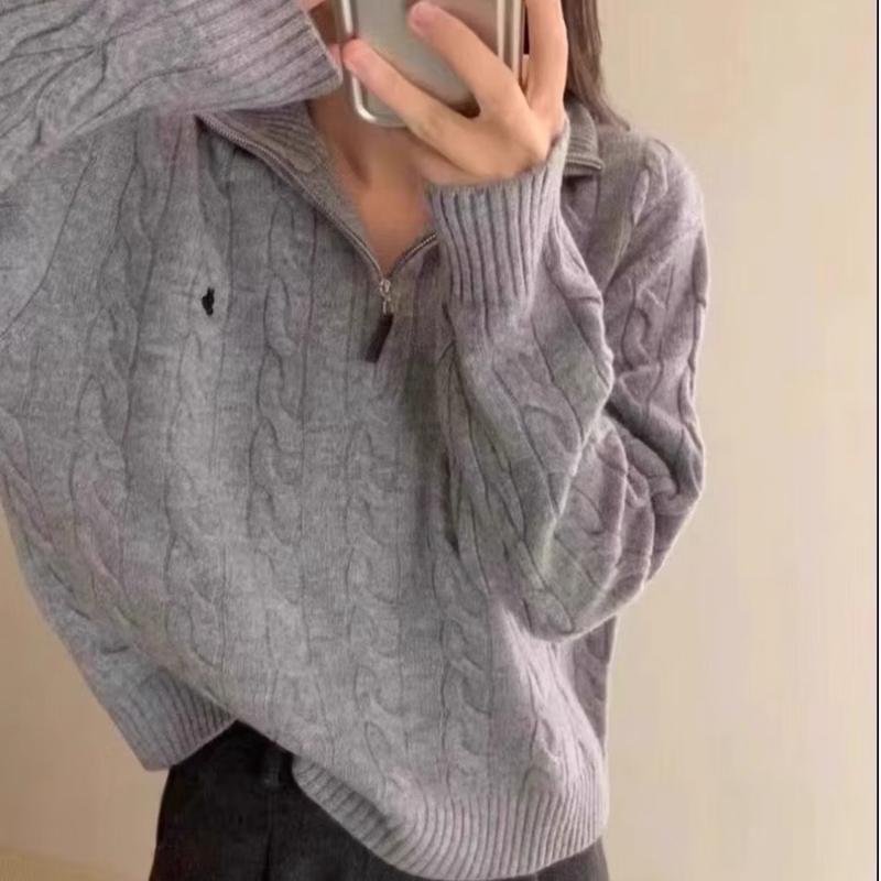 Áo len thêu ngựa cổ trụ kéo khoá dài tay