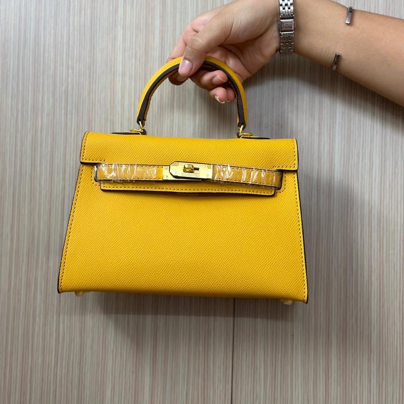 Túi xách nữ h///m size 22 mẫu mới 2024  tag vàng 2