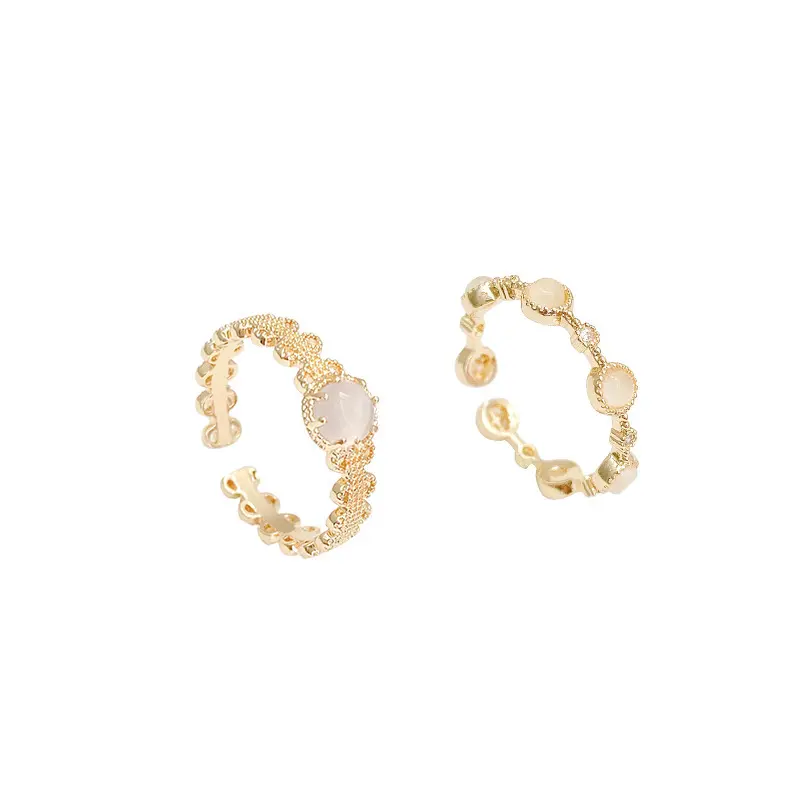 Fashionable Women Pearl Rings - Perfect for Any Occasion