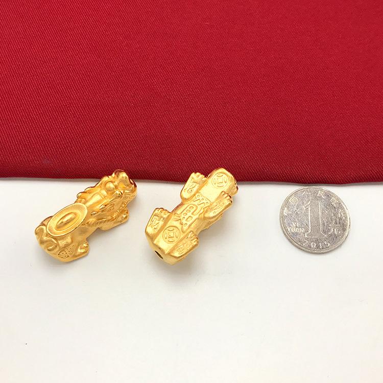 Product Introduction of Vietnam Placer Gold Pi Xiu Bracelet Accessories Thick Gold Plated Single Solid Women's and Women's Gold Bracelet No Color Fading 21