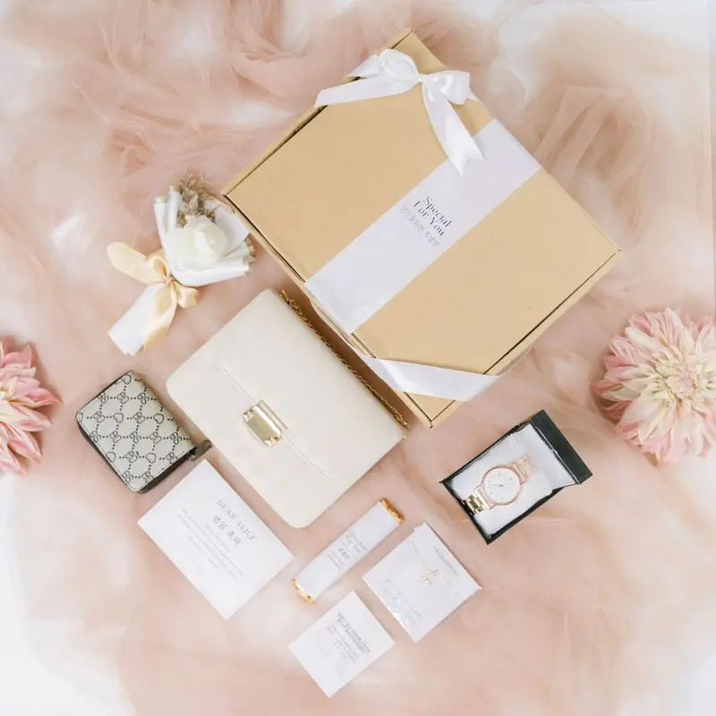 Hampers Tas Cewek | Kado Jam Dompet Tas Kalung Coklat Hitam Cream | Kado Ultah Hadiah Pacar Gift Wisuda Anniversary Anniv ulang tahun Tas slempang Slingbag Seserahan valentine murah 6