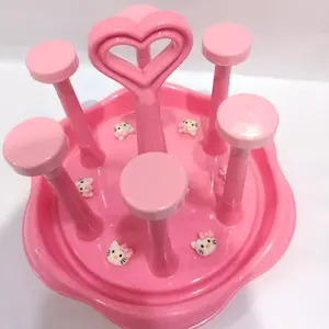 rak gelas hellokitty