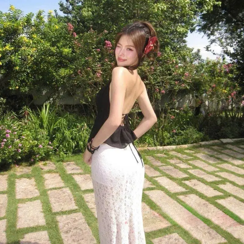 P171 - Set áo đi biển cổ yếm đan dây hở lưng phối chân váy ren ôm body đuôi cá sang chảnh 2