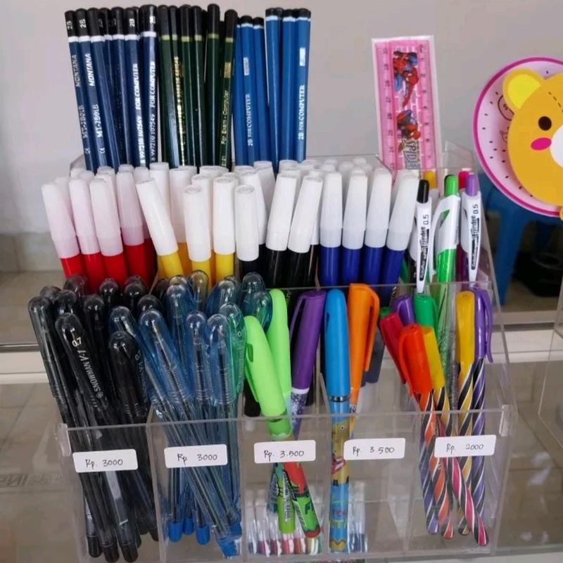 wadah pensil pulpen akrilik 1