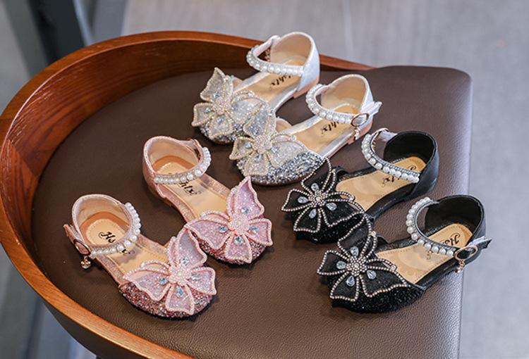 Product Introduction of 2025 Spring and Summer New Korean Style Rhinestone Soft-Soled Girls Sandals Princess Shoes Children's Shoes Girls Dance Shoes 2
