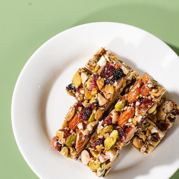 Product Introduction of Breakfast Meal Replacement Nutrition Energy Cake Dried Snack New Nuts Snack 3