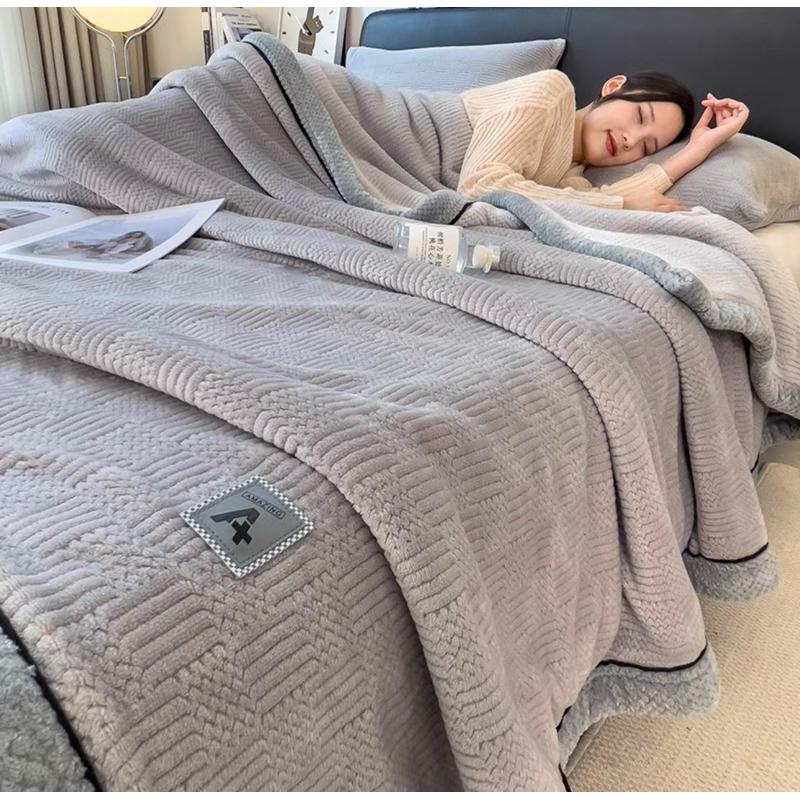 Chăn lông thỏ nỉ len Mẹ Chũn mềm mại  kích thước 2m-2m3 tag A+ hàng nhập khẩu cao cấp