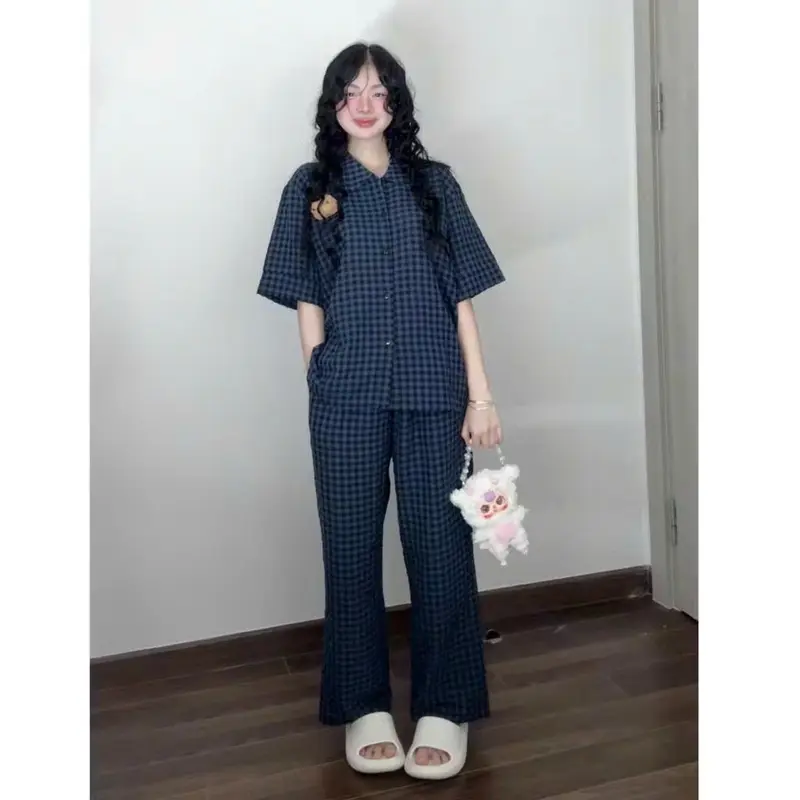 Bộ Ngủ Nữ  Tay Cộc Quần Dài , Bộ Pyjama Kẻ Caro Nhiều Màu Phong Cách Hàn Quốc Chất Đũi Nhăn Mịn Mát ( Kèm Charm ) 4