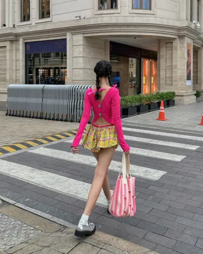 TARTAN - Áo Thun Ánh Co Dãn Hở Lưng - Blush Top 6