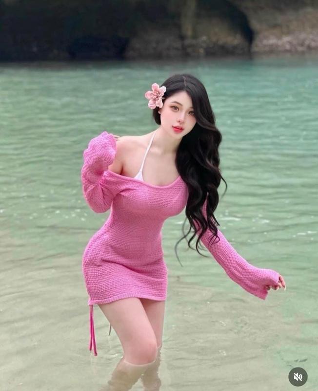  MS953  SET ĐỒ ĐI BIỂN ÁO BRA QUẦN TAM GIÁC KÈM KHOÁC NGOÀI DÀI TAY RÚT DÂY CÁ TÍNH 