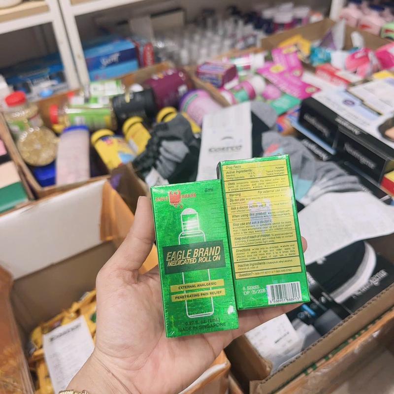 [ĐỦ BILL STORE + AIR] Combo 2 chai dầu xanh và trắng dạng lăn Eagle Brand External Analgesic Penetrating Pain Relief 8ml của Mỹ. 6