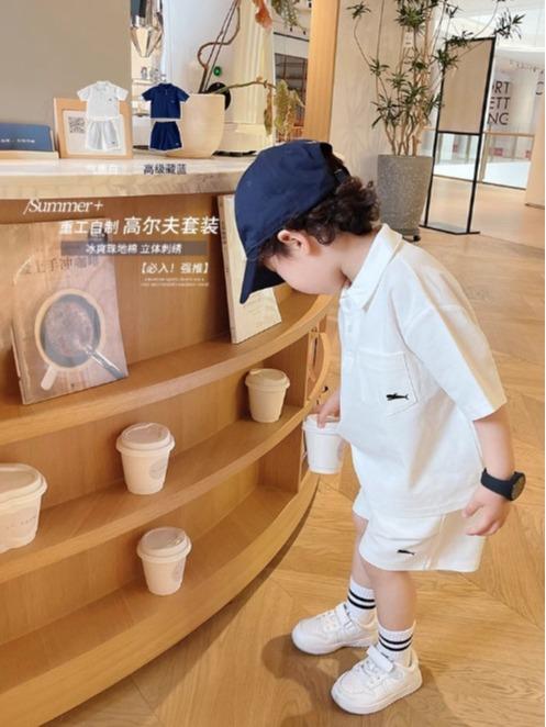 Bộ polo QC thêu hình cá mập chất vải thông hơi 3 màu cho bé đi hoc đi chơi cực phong cách,ấn tượng 3-9 tuổi gồm áo và quần size 13-33kg, quần áo trẻ em