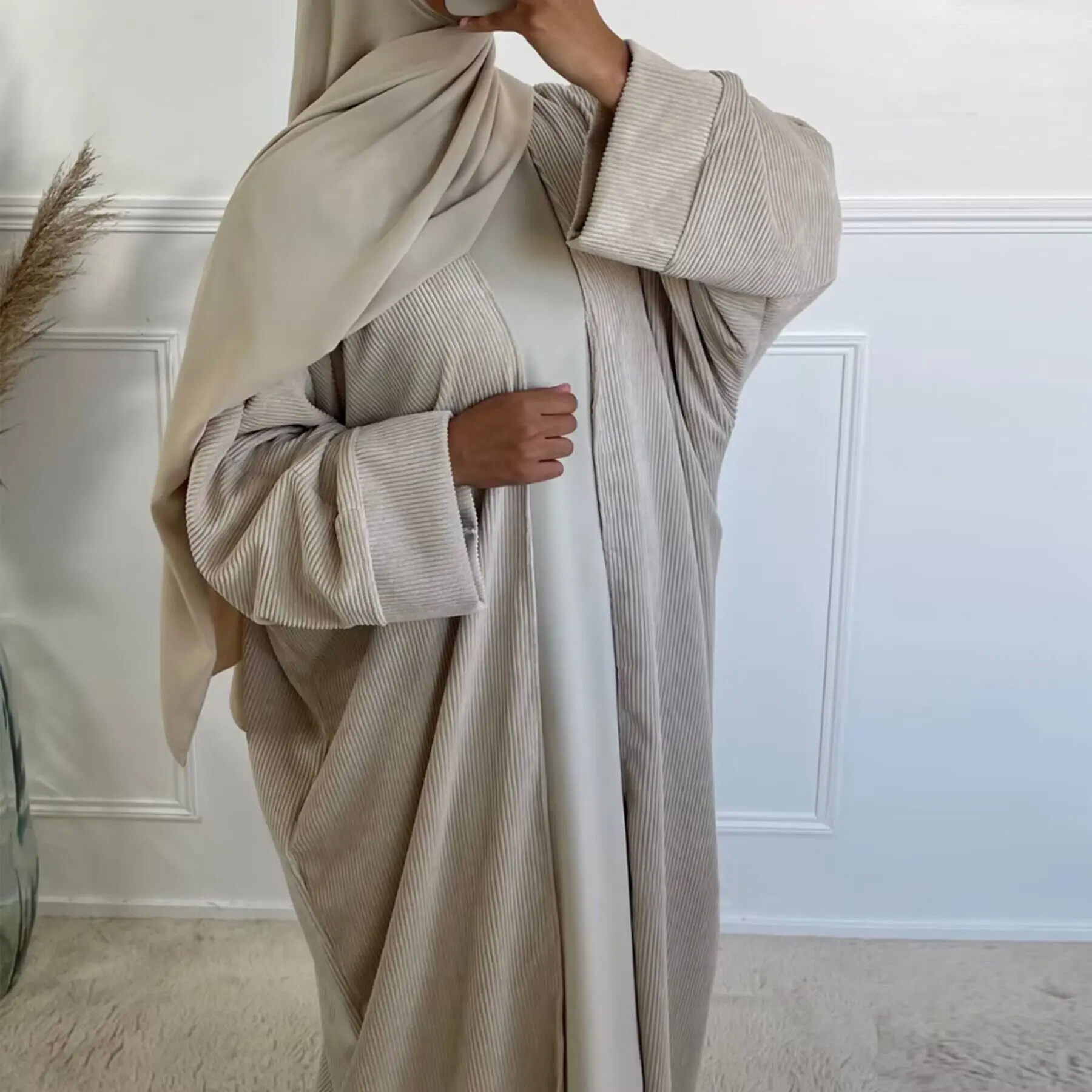 Váy Cardigan Hàng Ngày, Phong Cách Trung Đông, Thích Hợp Cho Mùa Thu Và Mùa Đông, Thương Hiệu Dubai Và Thổ Nhĩ Kỳ, Năm 2024