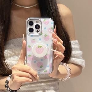 เคสโทรศัพท์, การออกแบบสตรอเบอร์รี่ลายจุด, เข้ากันได้กับ iPhone 16 Pro Max และ Apple Phone, รูปแบบหญิงดาราอินเทอร์เน็ตการ์ตูนใหม่, ฝาครอบป้องกันกันกระแทก, การออกแบบที่สร้างสรรค์, เหมาะสำหรับ iPhone 14 Pro Max