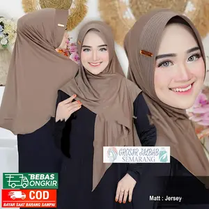 Jilbab Segitiga Haura Instan Jersey Segitiga Instan Pet Jersey -  Kerudung Wanita /- Kerudung Segi3 Tiga Jersey - Kerudung Jilbab Hijab Instan Jersey Terbaru - Hijabah Dewasa  Muslim Panjang