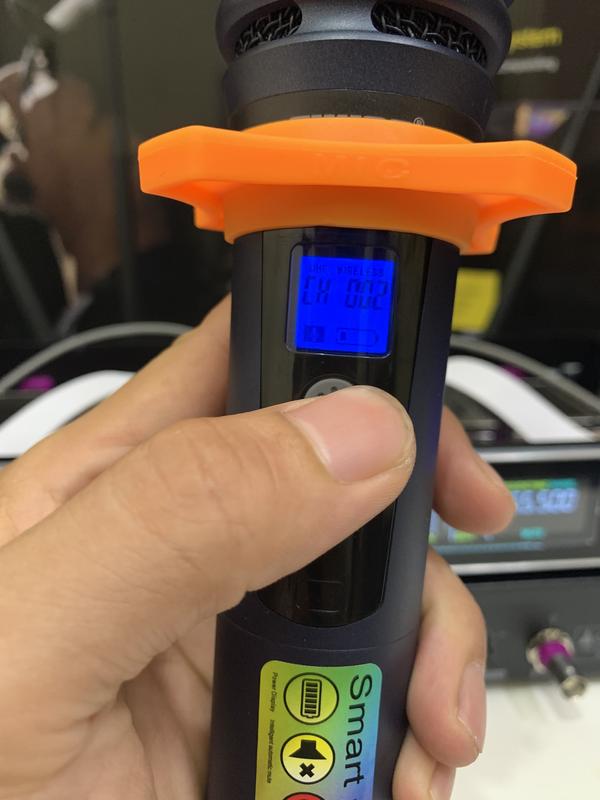 MICRO KHÔNG DÂY S H U R E UGX30 - NEW 2022 UHF (không dây) 4
