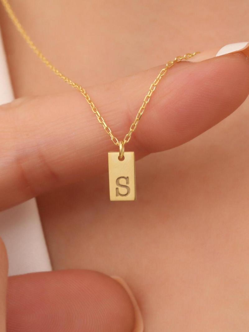 Product Introduction of Simple Letter Detail Pendant Necklace for Women, Fashion Jewelry for Party, Daily Clothing Decor, Trendy All-match & Exquisite Jewelry for Birthday Gift 0