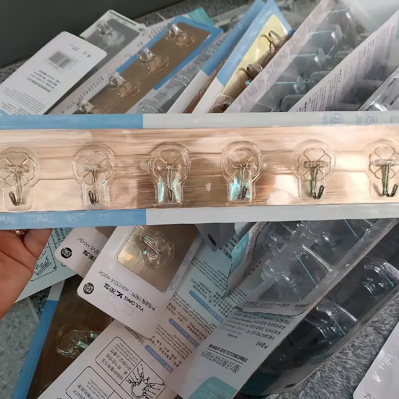 Dính Tường Nhôm 6 Móc Inox 4