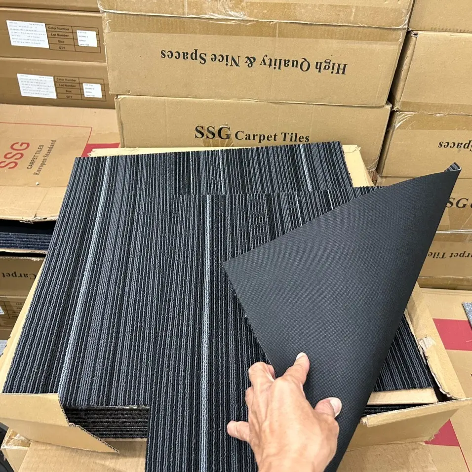 Thảm vuông ghép trải sàn giá rẻ tại TPHCM (50cm x 50cm)