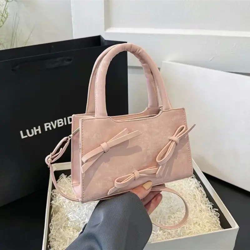 Túi cách nữ cunstore hai quai dáng hộp , đính 3 nơ đeo chéo đeo vai