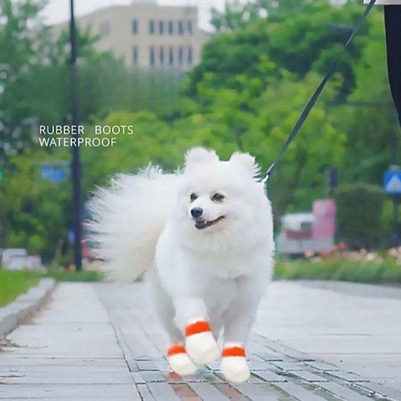 Product Introduction of 40pcs Portable Disposable Dog Shoe Covers Waterproof Dog Paw Protection Dog Paw Cover Bag Pet Supplies Clear Walking Dog Socks for Outdoor 16