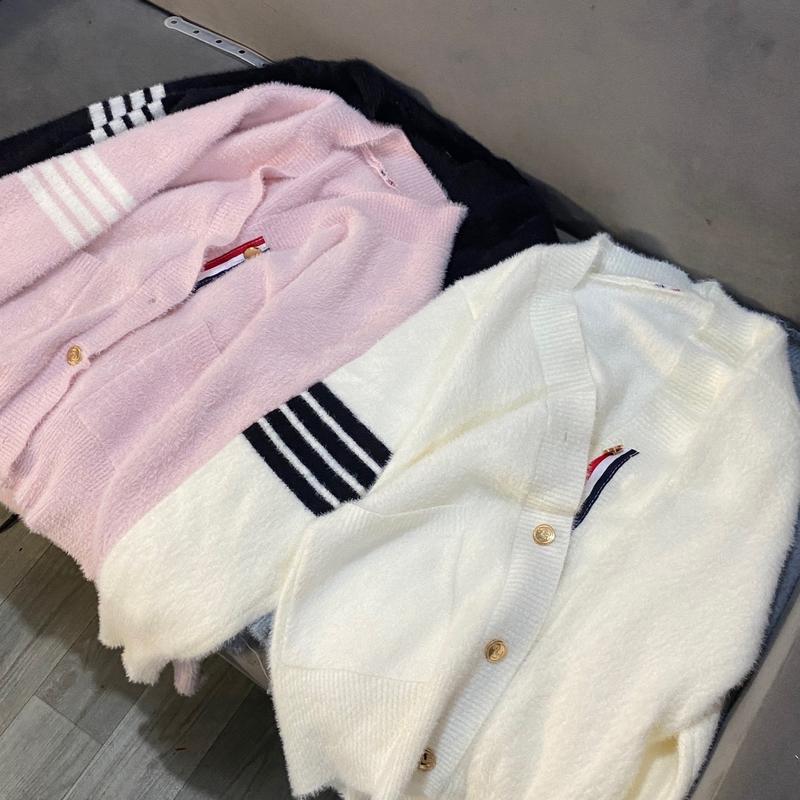 Áo cardigan thom lông thỏ sọc tay mềm mịn