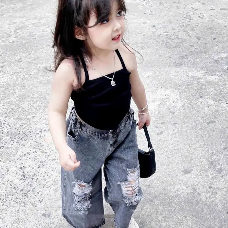Bộ bé gái - Áo 2 dây kèm quần bò xuông rách 8-30kg - Elsakids 4