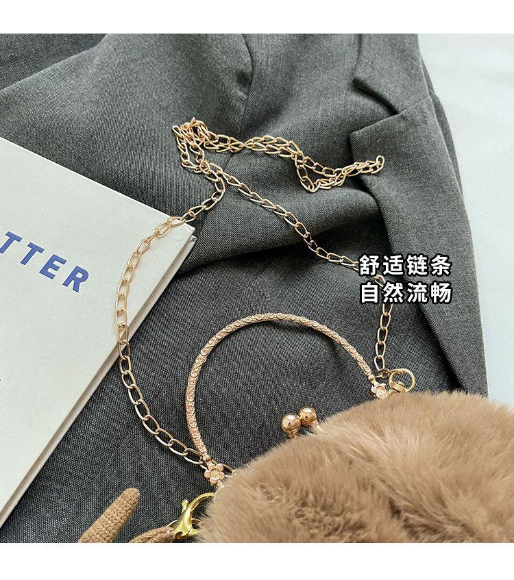 Product Introduction of Túi Dây Xích Xích Nhồi Bông Dễ Thương, Hàng Mới Về Năm Nay, Túi Messenger Đeo Vai, Dành Cho Nữ, Túi Túi Xách Lông Mịn Độc Đáo Phong Cách Ins, 2024 Bag 6