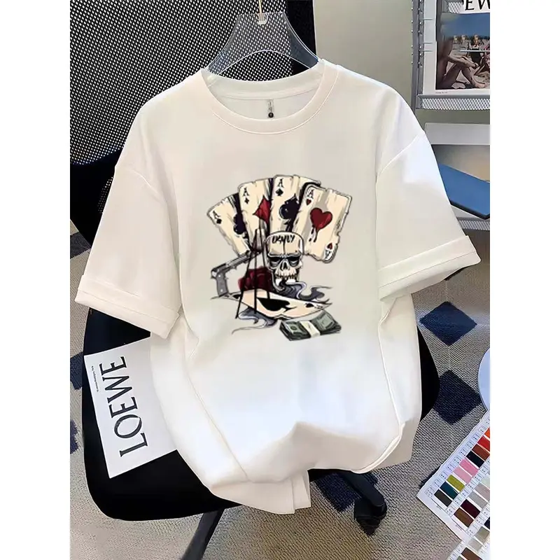 Cetakan tengkorak poker retro |Baju Oversize Pria|Kaos Pria Terbaru 2024|Kaos Cotton Combed 30s|Kaos Cowok Distro Original 100%|Kaos Pria Premium Tebal| Kaos Lengan Pendek Pria|Baju Kaos Oversize Couple |Kaos Oversize Pria Kaos Hitam 3