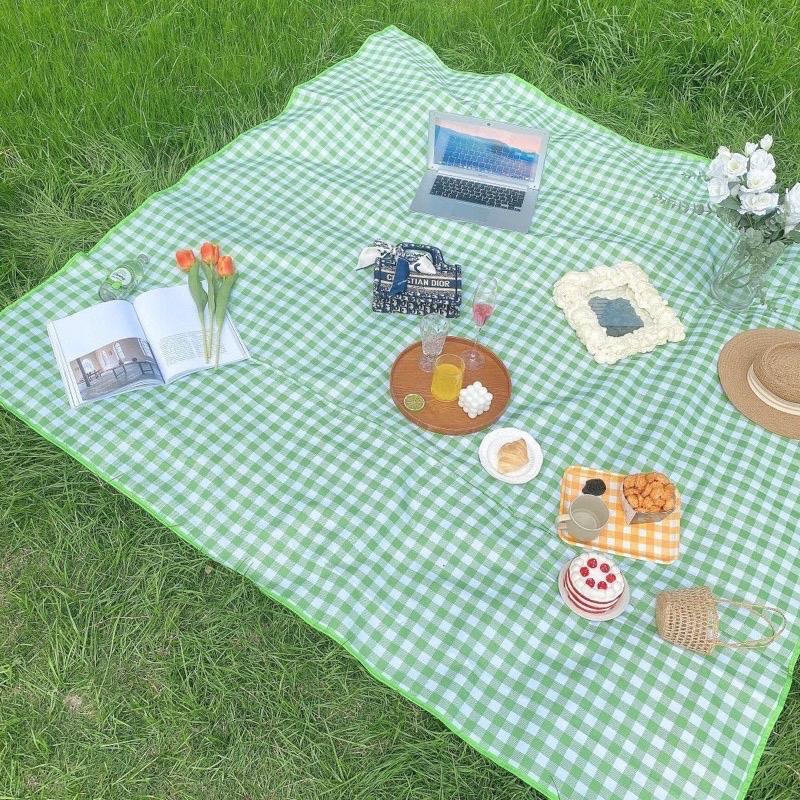 Product Introduction of Thảm Dã Ngoại Picnic Hoạ Tiết, Thích Hợp Đi Du Lịch, Đi Phượt Chụp Ảnh, Bạt Trải Cắm Trại Gấp Gọn Camping 5