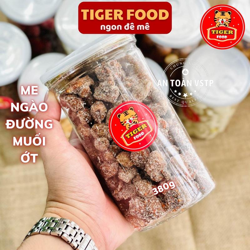 Me ngào đường muối ớt  Siêu Ngon - TIGER FOOD - Lon 380g me ngào đậm vị muối ớt ăn cực mê - Đồ ăn vặt Sài Gòn Snack Chua