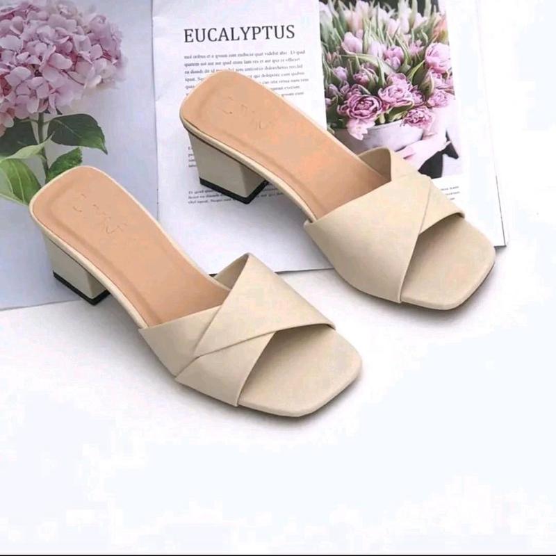 Product Introduction of Size 35-45 Giày Cao Gót Nữ 5 Phân ms34 Quai Xếp Da Mềm Êm Chân DéP Shoes 2