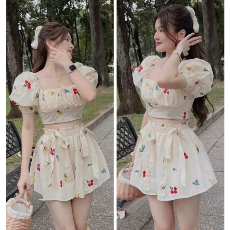 3Q228 SET áo croptop tay phồng và quần short, phong cách dễ thương Nữ (có lót quần)