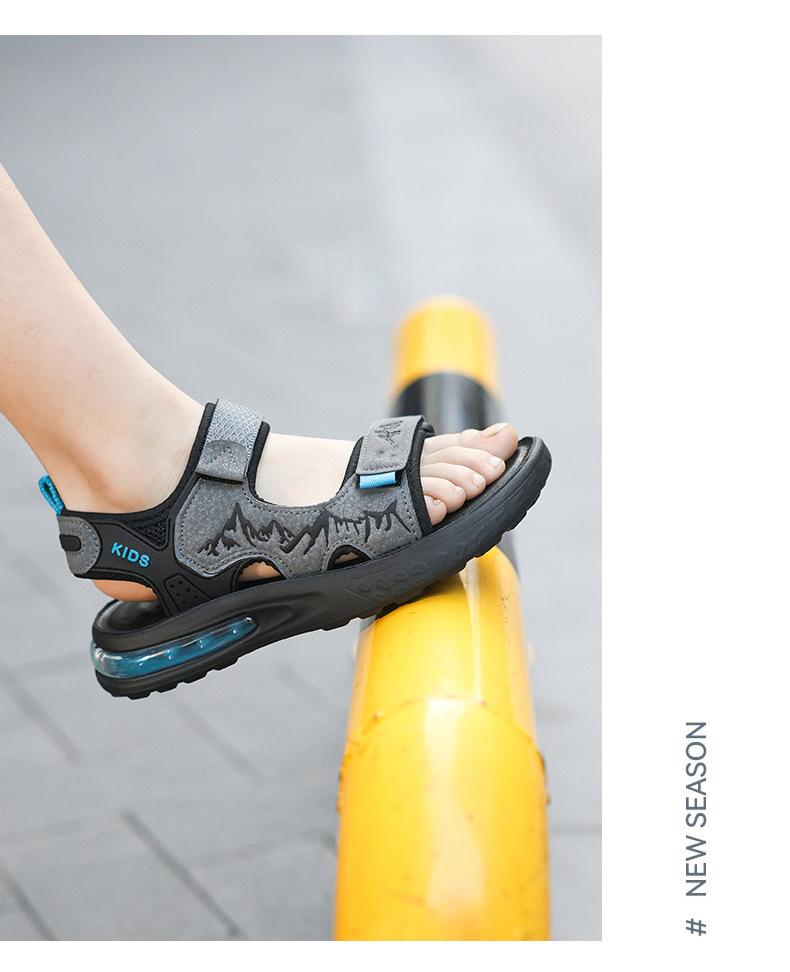 Product Introduction of Children's Sandals Boy's Beach Shoes Summer New Foreign Trade Sandals Boys Medium and Big Children Children's Sandals Soft Bottom Air Cushion 13